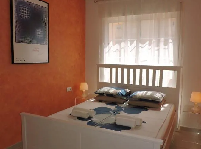 - Canales De Veneciola * La Manga