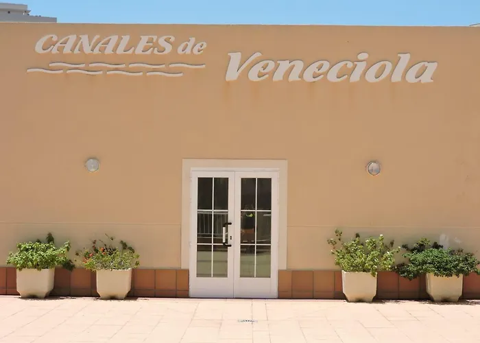 - Canales De Veneciola Apartman *